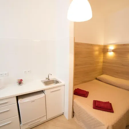 Mini-smart Economy On Saint Teodor 5 * Lviv